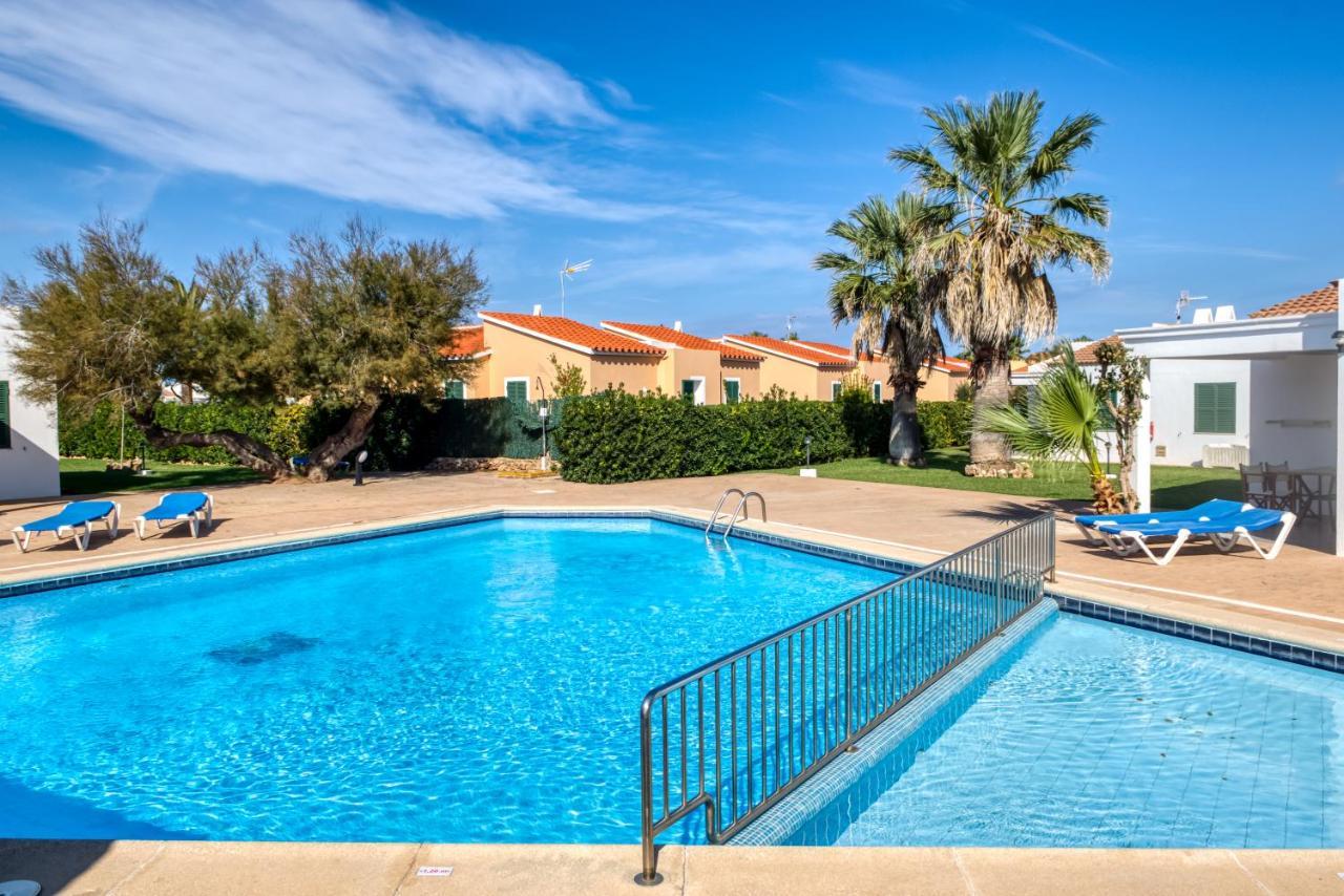 Apartamentos Las Golondrinas Cala 'n Bosch Buitenkant foto